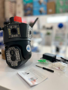 دوربین سه لنزه سیمکارتی چرخشی